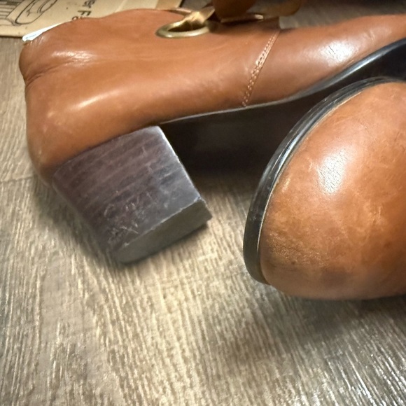 Django and Juliette GUCsize 7.5 (38) ribbon lace up Tan Ankle Boots luxury brand - Picture 14 of 16